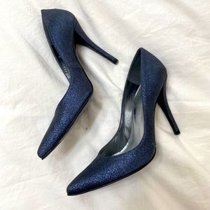 NEVER WORN Stuart Weitzman Midnight Blue Heel sz 6